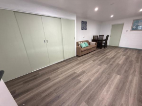 Ascot Studio Home feel place